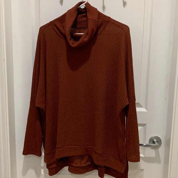 Oversized turtleneck - Picture 1 of 2